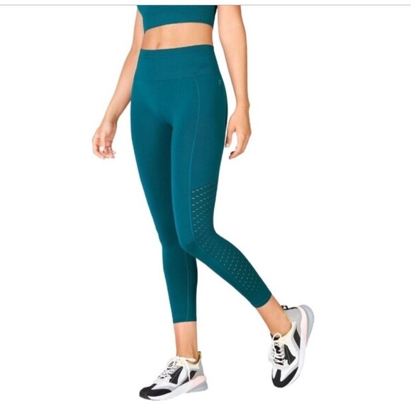 Fabletics perforated 7/8 legging - Picture 7 of 7
